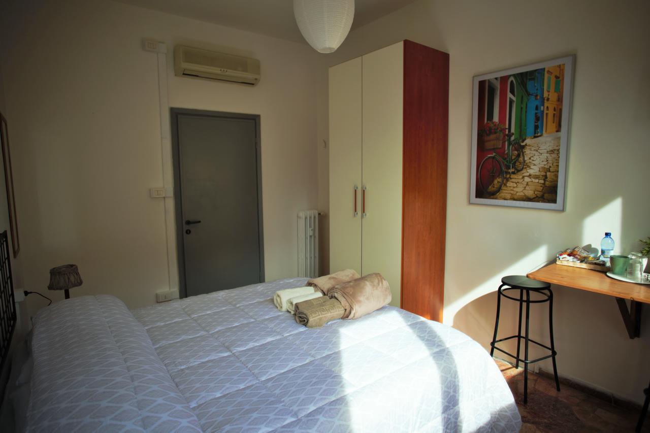 Guesthouse Amici Miei Florenz Exterior foto