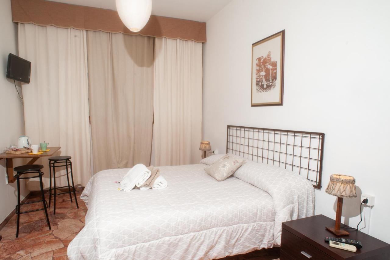Guesthouse Amici Miei Florenz Exterior foto
